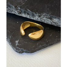 Load image into Gallery viewer, Geometric Brilliance Ring Minimalist High-Shine Bands for Stacking &amp; Styling (MAC272)