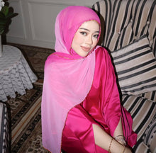 Load image into Gallery viewer, Gradient Colour Pearl Chiffon Beaded Chain Hijab (MH137)