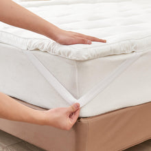 Load image into Gallery viewer, 2 Inch Thick Cooling Mattress Pad - Finley Collection