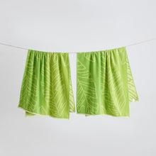Load image into Gallery viewer, 2 Pack Vibrant Beach Towels - Boca Collection