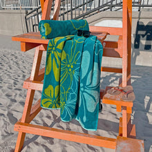 Load image into Gallery viewer, 2 Pack Vibrant Beach Towels - Boca Collection