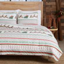 Load image into Gallery viewer, Christmas Quilt - Festive Collection