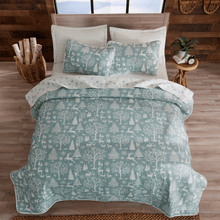 Load image into Gallery viewer, Lodge Woods Quilt - Winter Solstice Collection