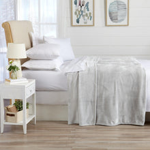 Load image into Gallery viewer, Velvet Plush Blanket - Avianna Collection