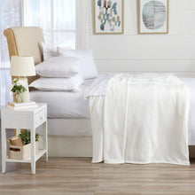 Load image into Gallery viewer, Velvet Plush Blanket - Avianna Collection