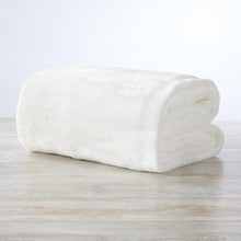 Load image into Gallery viewer, Velvet Plush Blanket - Avianna Collection