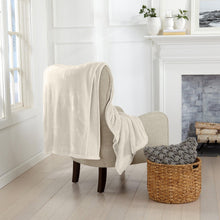 Load image into Gallery viewer, Velvet Plush Blanket - Avianna Collection