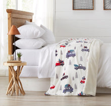Load image into Gallery viewer, Velvet Plush Sherpa Luxury Bed Blanket - Cielo Collection
