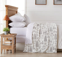 Load image into Gallery viewer, Velvet Throw Blanket - Pearl Collection