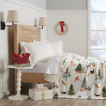 Load image into Gallery viewer, Velvet Throw Blanket - Pearl Collection