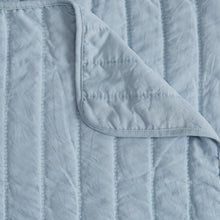 Load image into Gallery viewer, Solid Striped Quilt - Virginia Collection