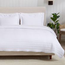 Load image into Gallery viewer, Solid Striped Quilt - Virginia Collection