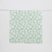 Load image into Gallery viewer, Green Seashell Quilt - Emerald Bay