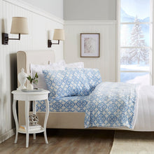 Load image into Gallery viewer, Printed Plush Sheet - Velvet Luxe Lattice Collection