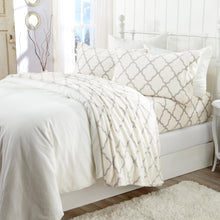 Load image into Gallery viewer, Printed Plush Sheet - Velvet Luxe Lattice Collection