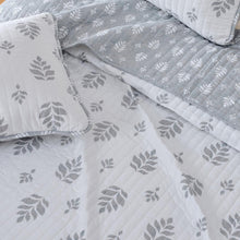 Load image into Gallery viewer, French Floral Quilt - Colette Collection
