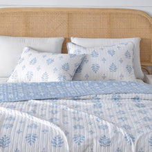 Load image into Gallery viewer, French Floral Quilt - Colette Collection
