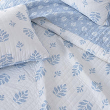 Load image into Gallery viewer, French Floral Quilt - Colette Collection