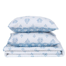 Load image into Gallery viewer, French Floral Quilt - Colette Collection