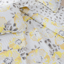 Load image into Gallery viewer, Floral Quilt Set - Helene Collection