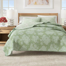 Load image into Gallery viewer, Floral Printed Cotton Quilt Set - Corin Collection