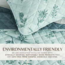Load image into Gallery viewer, Snowy Botanical Quilt Set - Mariela Collection