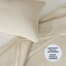 Load image into Gallery viewer, Stonewashed Relaxed Quilt Set - Vittoria Collection