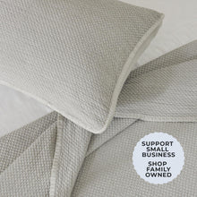 Load image into Gallery viewer, Stonewashed Relaxed Quilt Set - Vittoria Collection