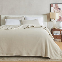 Load image into Gallery viewer, Stonewashed Relaxed Quilt Set - Vittoria Collection