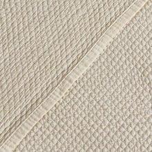 Load image into Gallery viewer, Stonewashed Relaxed Quilt Set - Vittoria Collection