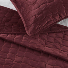 Load image into Gallery viewer, Velvet Box-Stitched Quilt Set - Vivica Collection