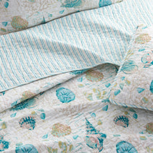 Load image into Gallery viewer, Seashell &amp; Coral Quilt Set - Westsands Collection