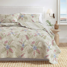 Load image into Gallery viewer, Floral Printed Cotton Quilt Set - Mendocino Collection