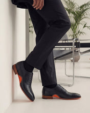 Load image into Gallery viewer, The Draco Handmade Black Semi Brogue Oxford Men Shoe