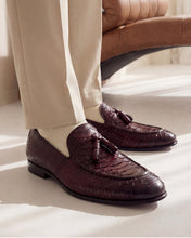 Load image into Gallery viewer, The Bethesda Burgundy Pyhtn Skin Leather Tassel Loafer Men Shoe