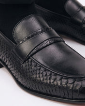 Load image into Gallery viewer, The Aurelio Black Python &amp; Baby Buffalo Leather Penny Loafer