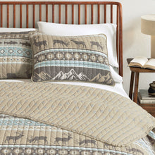 Load image into Gallery viewer, Lodge Quilt - Yosemite Collection