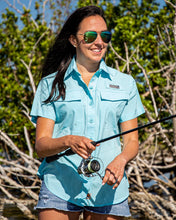 Load image into Gallery viewer, Women's Coastline S/S UV Vented Fishing Shirt