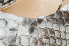 Load image into Gallery viewer, The Queen Natural Pythn Leather Pump Women Shoe