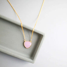 Load image into Gallery viewer, Pink Rose Quartz Pendant Necklace