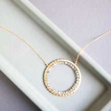 Load image into Gallery viewer, Labradorite Halo Necklace