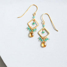 Load image into Gallery viewer, The Pixy Earring - Citrine &amp; Green Onyx