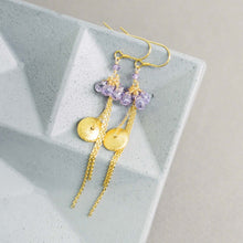 Load image into Gallery viewer, Aquamarine En Pointe Earrings