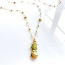 Load image into Gallery viewer, Long Peridot &amp; Green Amethyst Beaded Chain