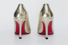 Load image into Gallery viewer, The Ege Gold Leather Pump Fuchsia Sole Women Shoe