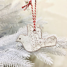 Load image into Gallery viewer, Farmhouse White Ceramic Ornament Set