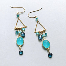 Load image into Gallery viewer, Blue Chandie Earrings