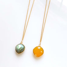 Load image into Gallery viewer, Yellow Chalcedony Pendant Necklace
