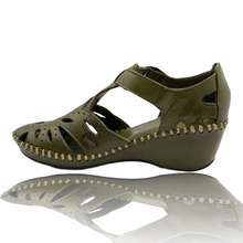 Load image into Gallery viewer, The Tonmawr Green Leather Sandal Final Sale!
