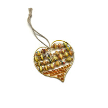 Load image into Gallery viewer, Paper Wire Heart Ornament